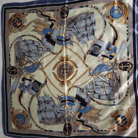 R-2147- Nautical Women's Scarf Blue Cream Colors NWT - Picture 6 of 8